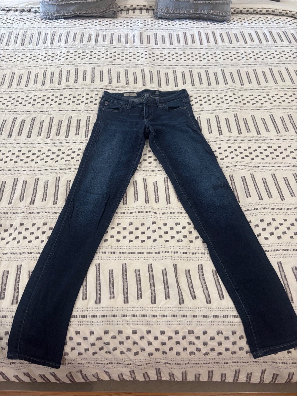AG Women's The Legging Slim Straight Jeans